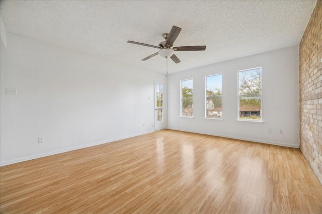 2223 Par Lane, Richmond, TX 77469