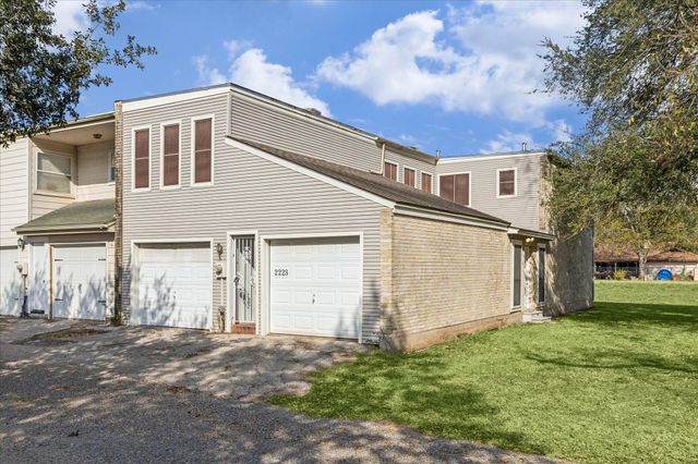 2223 Par Lane, Richmond, TX 77469