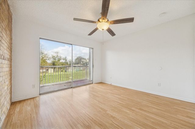 2223 Par Lane, Richmond, TX 77469