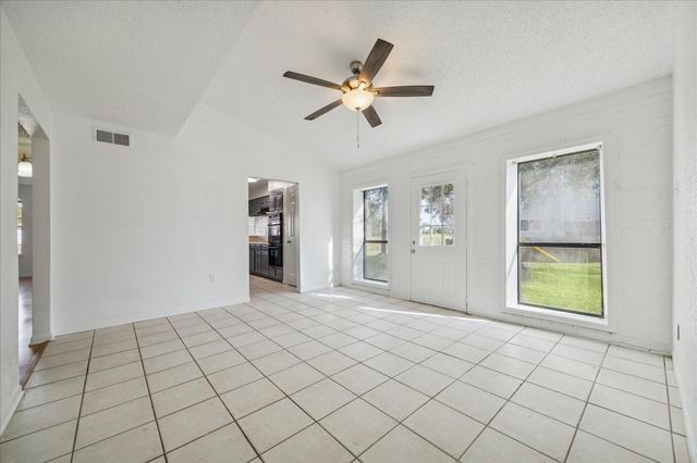 2223 Par Lane, Richmond, TX 77469