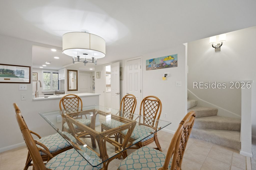 Image 10 of property listing at 85 Folly Field Rd Apt 134, Hilton Head Island, SC 29928