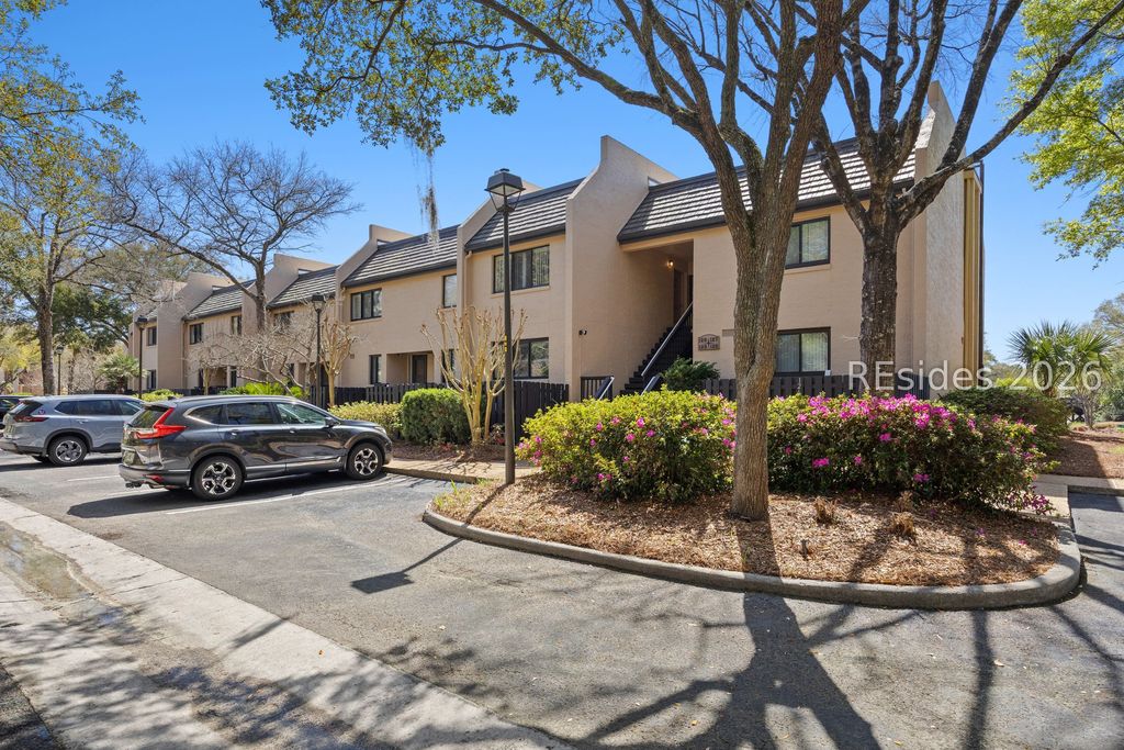 Image 28 of property listing at 85 Folly Field Rd Apt 134, Hilton Head Island, SC 29928