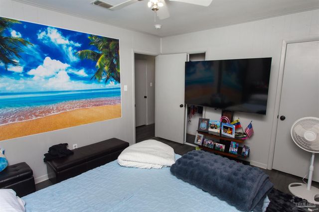 925 Twinbrook Ave, Pensacola, FL 32505