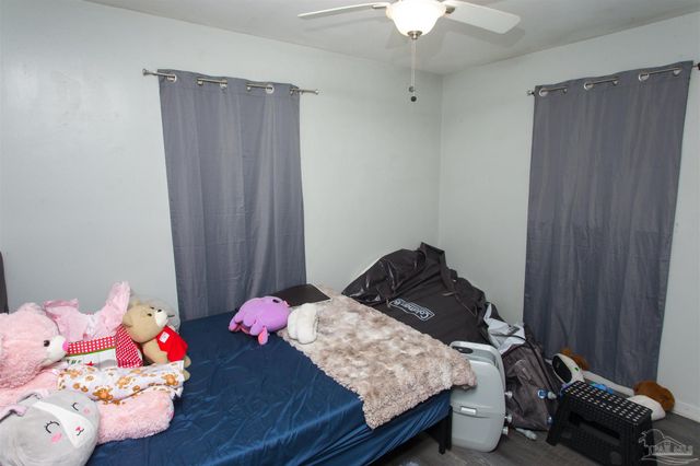 925 Twinbrook Ave, Pensacola, FL 32505