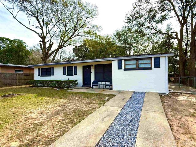925 Twinbrook Ave, Pensacola, FL 32505