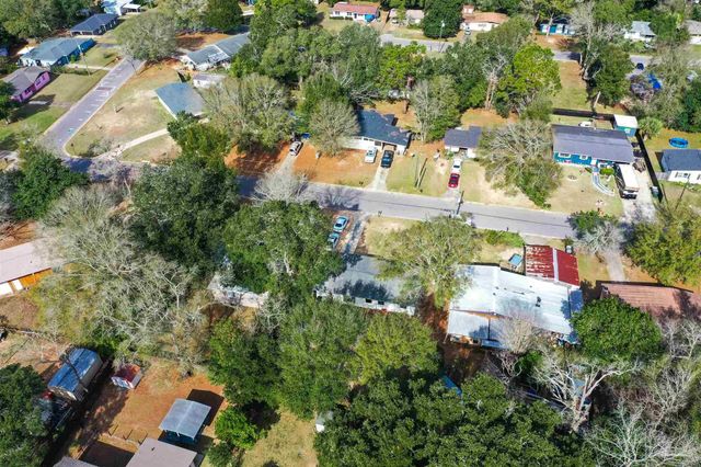 925 Twinbrook Ave, Pensacola, FL 32505