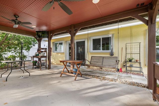 8974 SE Bobo Court, Hobe Sound, FL 33455