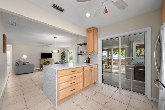8974 SE Bobo Court, Hobe Sound, FL 33455