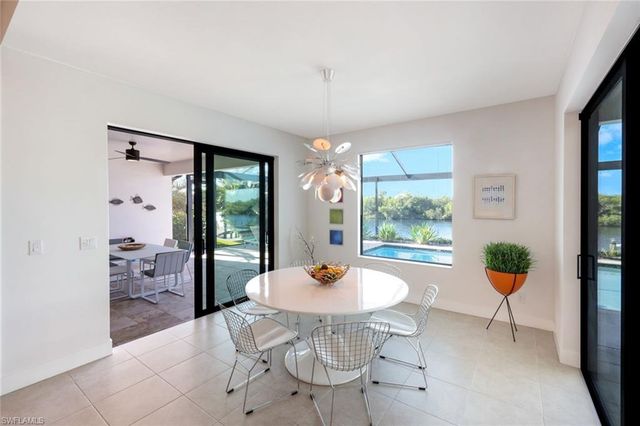 2906 SW 29th TER, Cape Coral, FL 33914