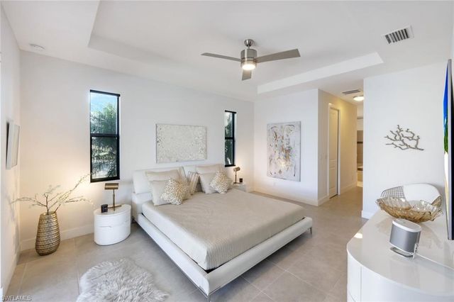 2906 SW 29th TER, Cape Coral, FL 33914