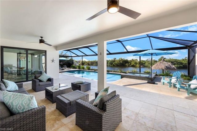 2906 SW 29th TER, Cape Coral, FL 33914