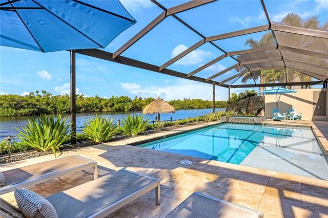 2906 SW 29th TER, Cape Coral, FL 33914