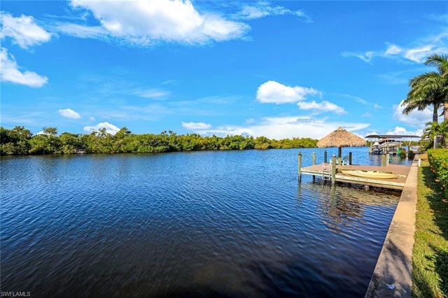 2906 SW 29th TER, Cape Coral, FL 33914