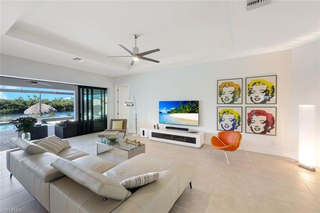 2906 SW 29th TER, Cape Coral, FL 33914