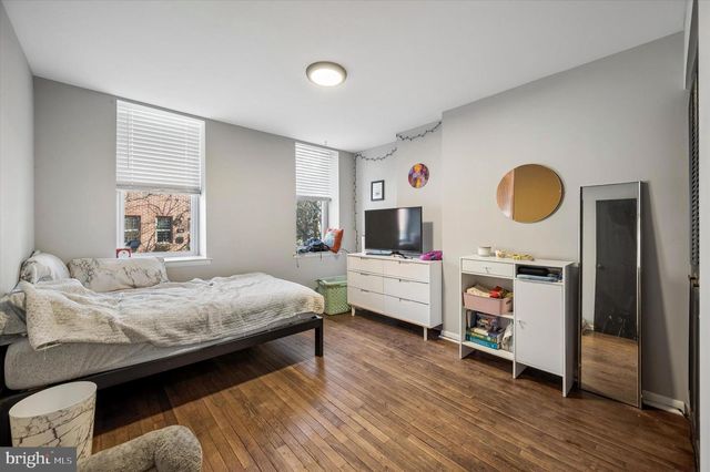 230 W WILDEY ST, Philadelphia, PA 19123