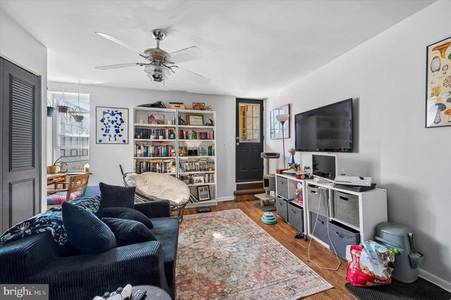 230 W WILDEY ST, Philadelphia, PA 19123