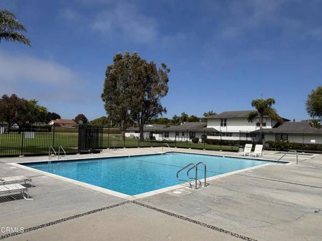 2304 Miramar Walk, Oxnard, CA 93035