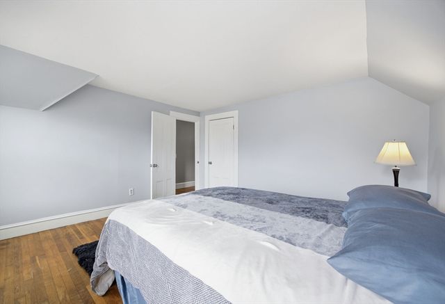 12 Savery Ave, Plymouth, MA 02360