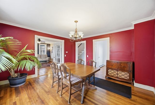 12 Savery Ave, Plymouth, MA 02360