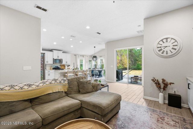 11443 RED KOI Drive, Jacksonville, FL 32226