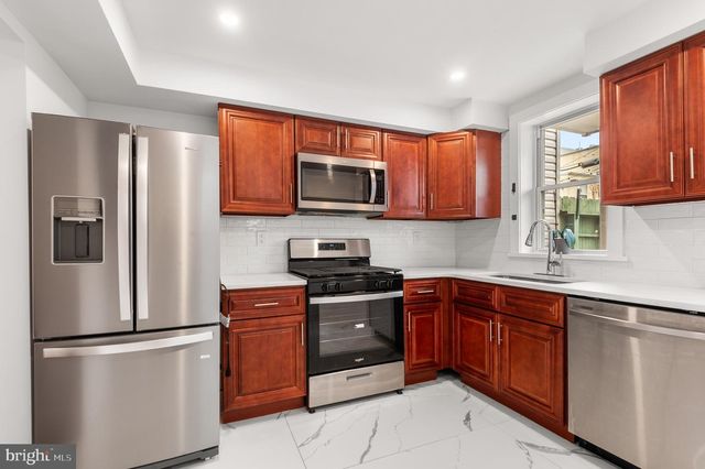 1629 ANNIN ST, Philadelphia, PA 19146