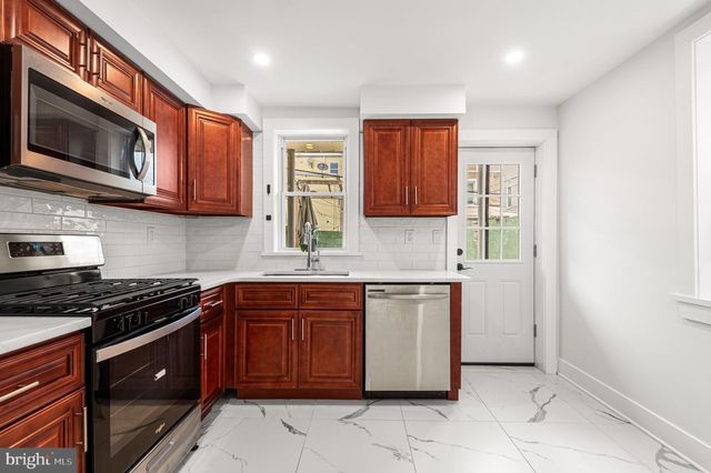 1629 ANNIN ST, Philadelphia, PA 19146