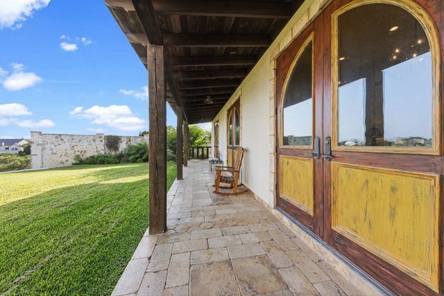 277 N Majestic Ridge N, Comfort, TX 78013