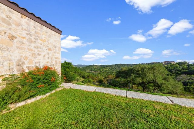277 N Majestic Ridge N, Comfort, TX 78013