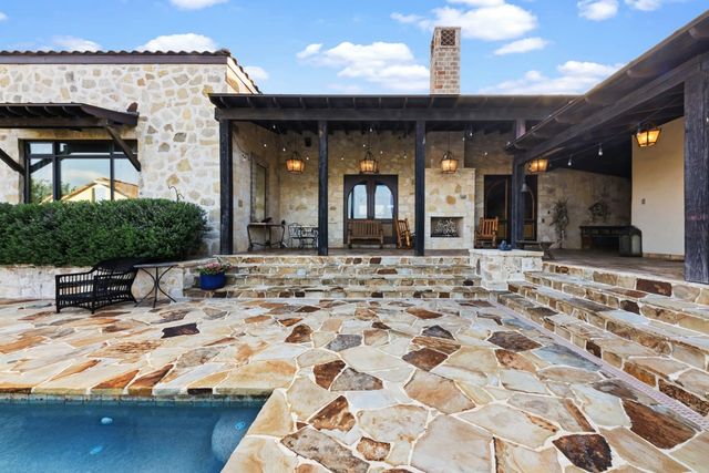 277 N Majestic Ridge N, Comfort, TX 78013