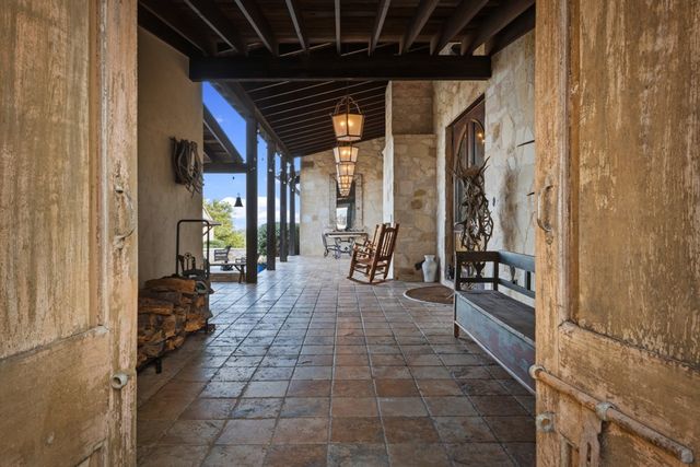 277 N Majestic Ridge N, Comfort, TX 78013