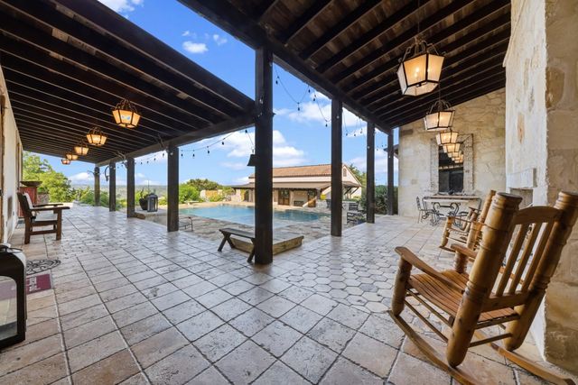 277 N Majestic Ridge N, Comfort, TX 78013