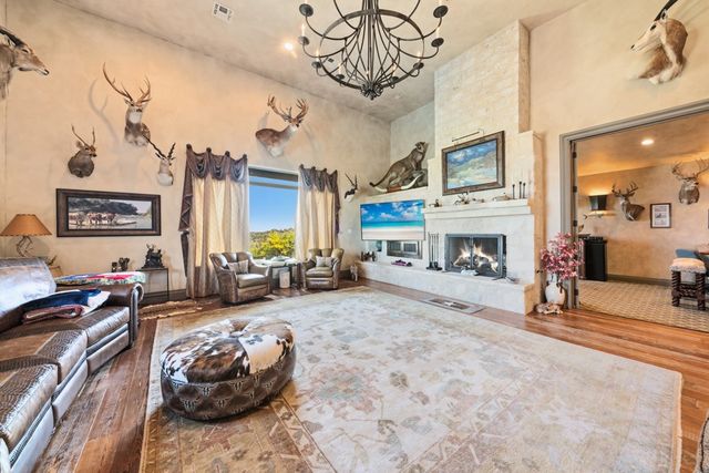277 N Majestic Ridge N, Comfort, TX 78013