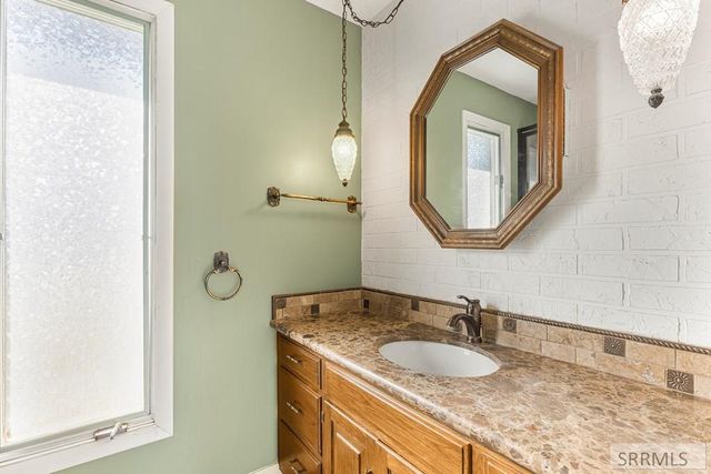 143 S 1200 W, Blackfoot, ID 83221