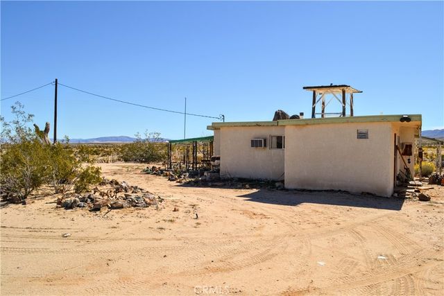 4040 Peter Rabbit, 29 Palms, CA 92277