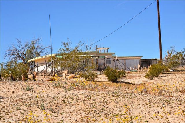 4040 Peter Rabbit, 29 Palms, CA 92277