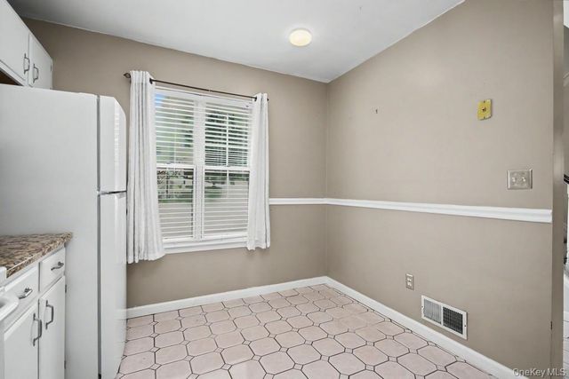 45 Kensington Way, Middletown, NY 10940