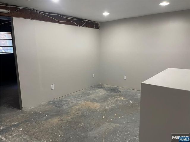 20 Wareham Road, Dumont, NJ 07628