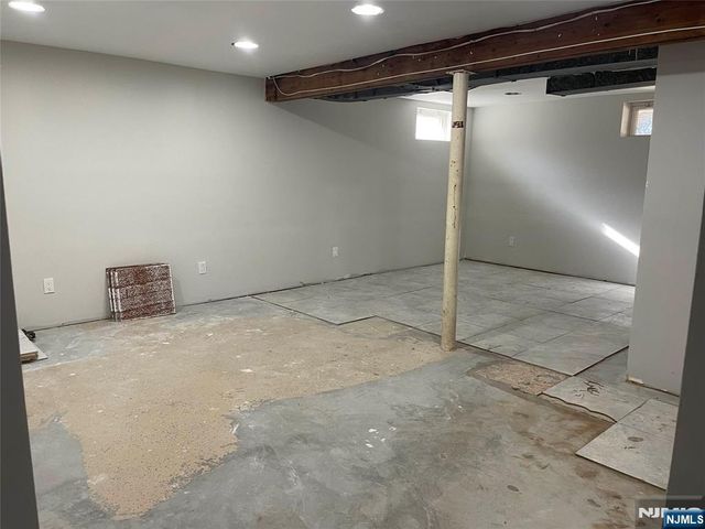 20 Wareham Road, Dumont, NJ 07628