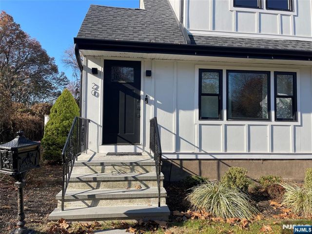 20 Wareham Road, Dumont, NJ 07628