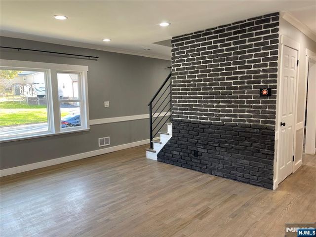 20 Wareham Road, Dumont, NJ 07628