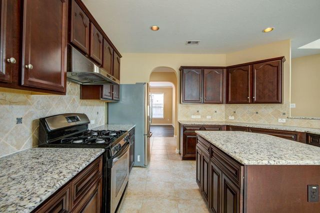 4411 Enchanted Spring Ct, Sugar Land, TX 77479