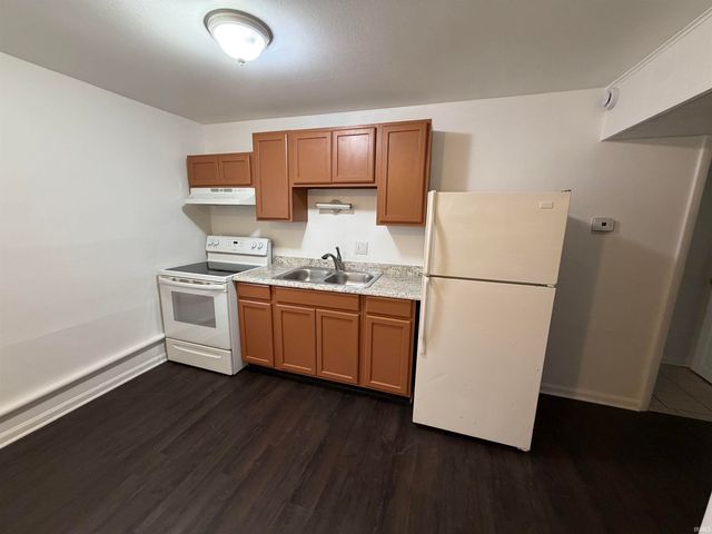 1007 S Lincoln Park Drive, Evansville, IN 47714