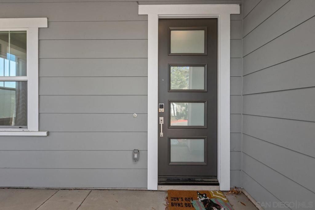 1512 Wingwood, Vista, CA 92083 — photo 2