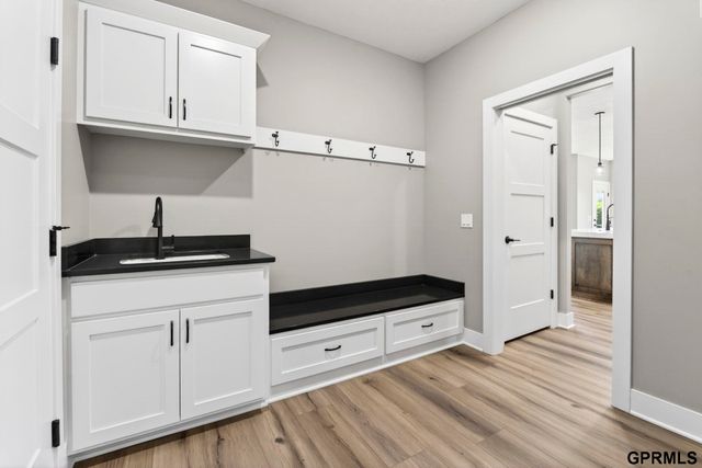 18309 Acorn Drive, Gretna, NE 68028