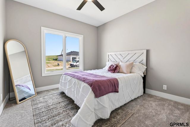 18309 Acorn Drive, Gretna, NE 68028