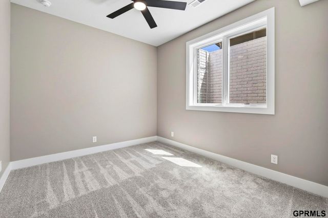 18309 Acorn Drive, Gretna, NE 68028