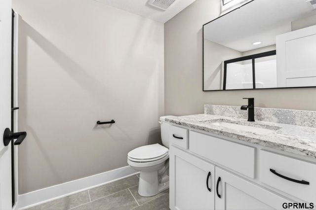 18309 Acorn Drive, Gretna, NE 68028