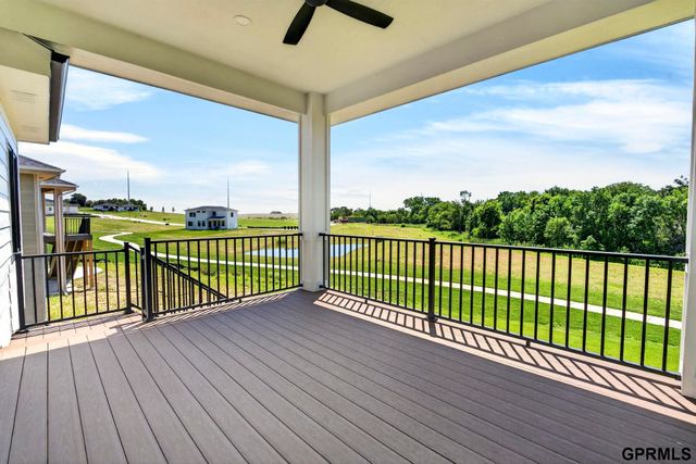 18309 Acorn Drive, Gretna, NE 68028