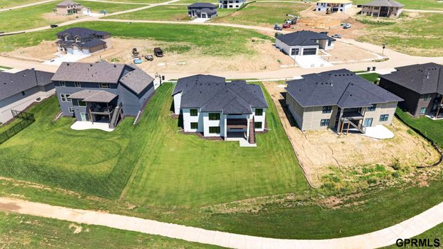 18309 Acorn Drive, Gretna, NE 68028