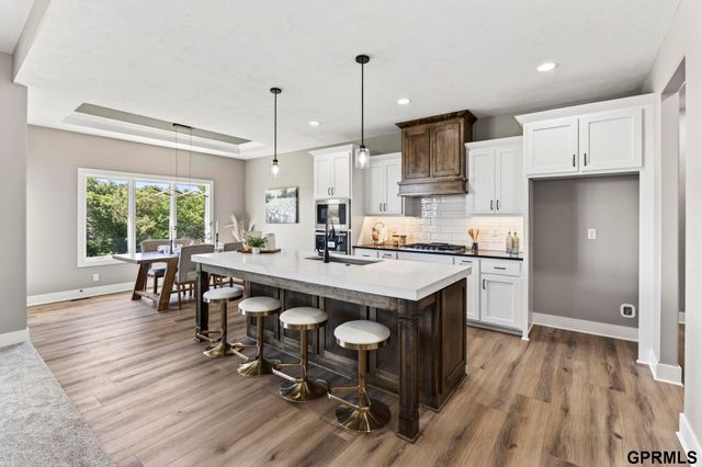 18309 Acorn Drive, Gretna, NE 68028